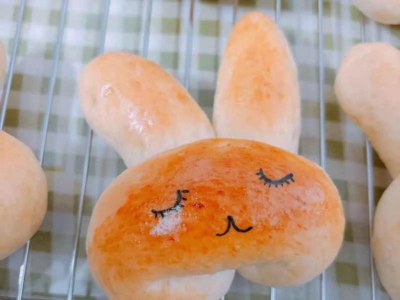 How to make pure milk hand-torn toast: Step 1