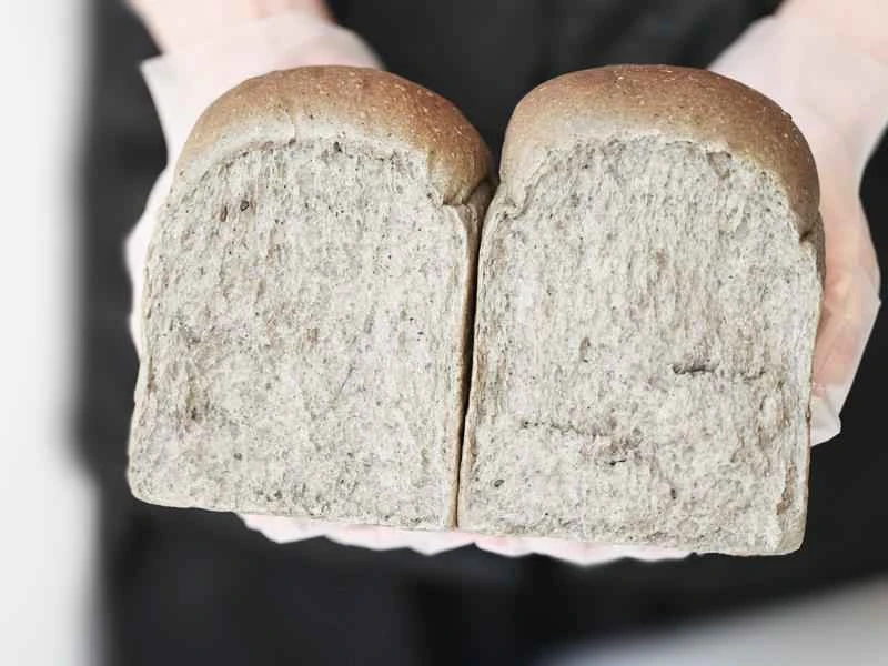 How to make pure milk hand-torn toast: Step 1