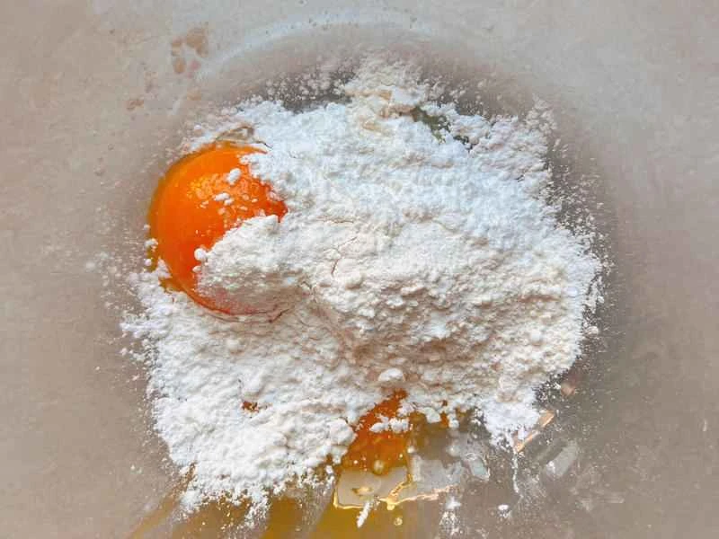 How to make pure milk hand-torn toast: Step 1