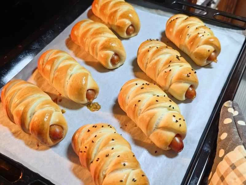 How to make pure milk hand-torn toast: Step 1