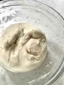 How to make pure milk hand-torn toast: Step 1