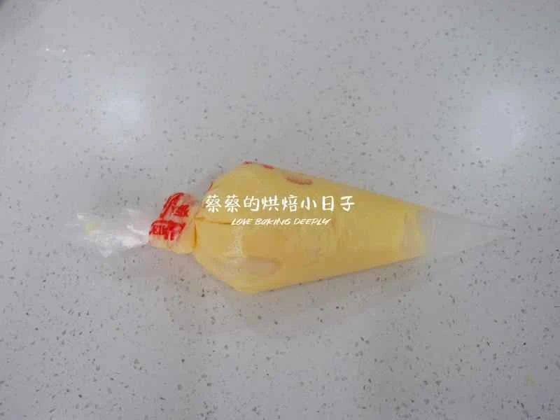 How to make pure milk hand-torn toast: Step 1