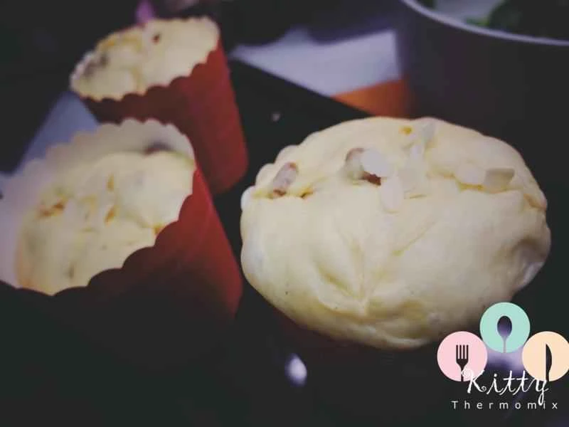 How to make pure milk hand-torn toast: Step 1