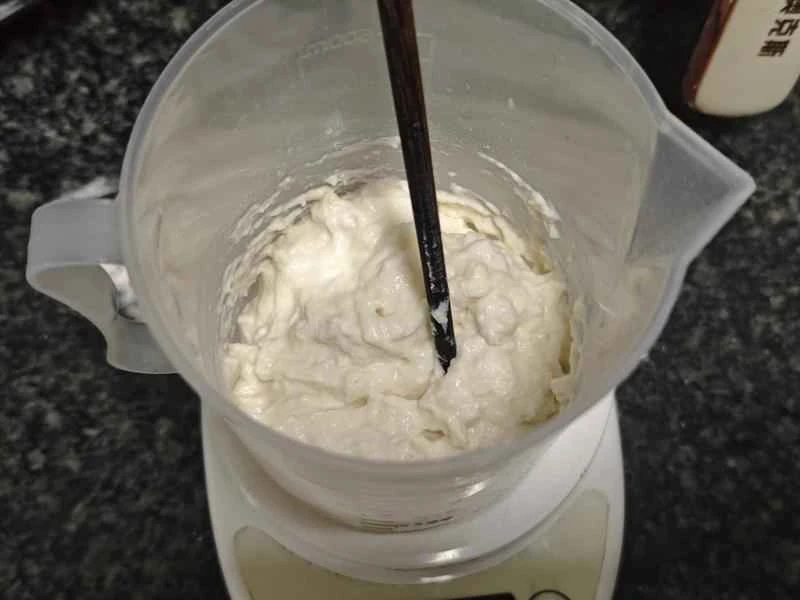 How to make pure milk hand-torn toast: Step 1