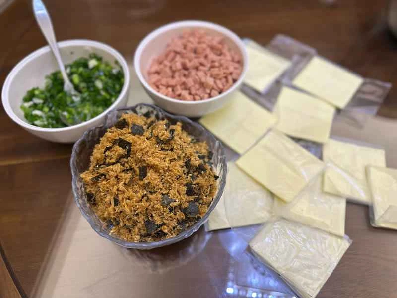 How to make pure milk hand-torn toast: Step 1