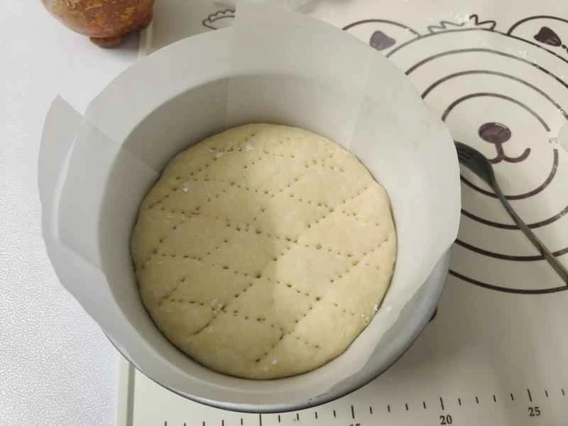 How to make pure milk hand-torn toast: Step 1