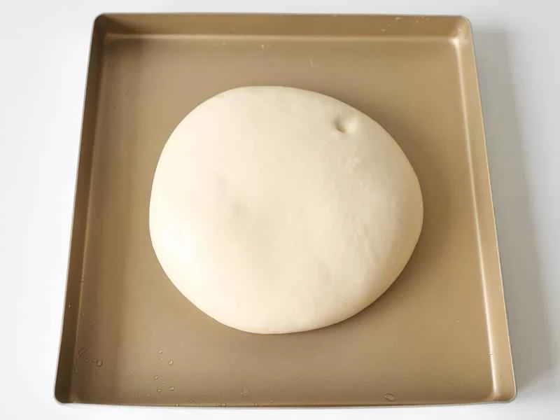 How to make pure milk hand-torn toast: Step 1