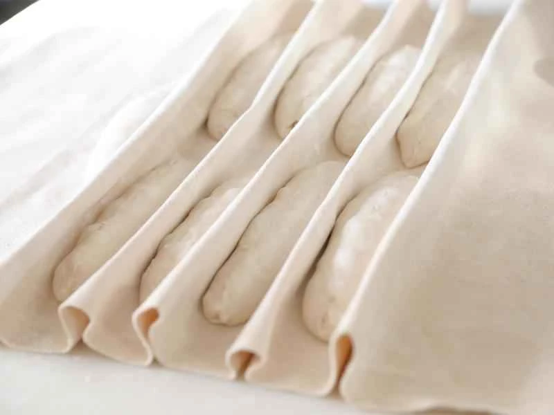 How to make pure milk hand-torn toast: Step 1