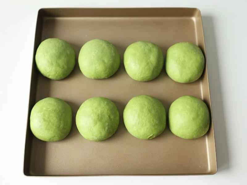 How to make pure milk hand-torn toast: Step 1