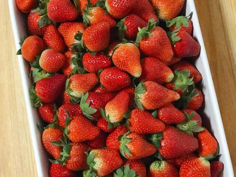 How to make pure milk hand-torn toast: Step 1