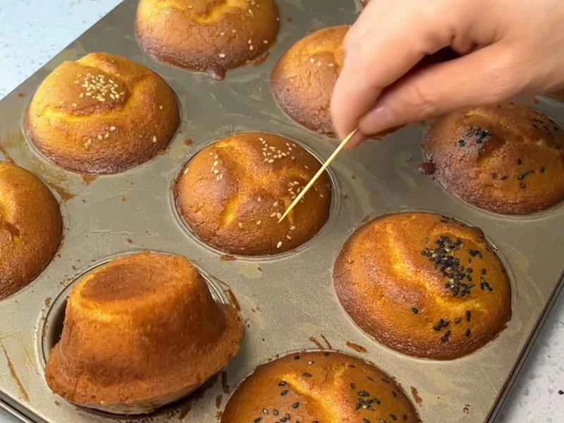 How to make pure milk hand-torn toast: Step 1