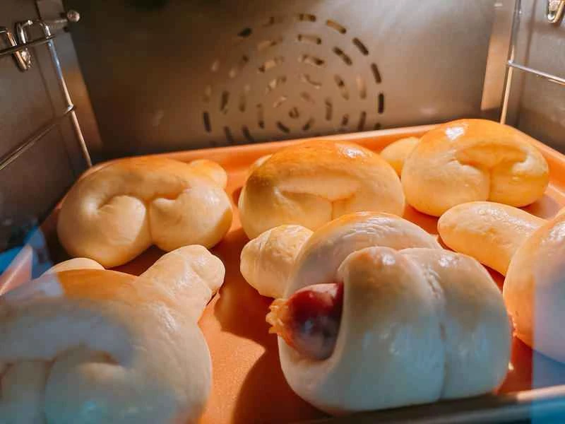 How to make pure milk hand-torn toast: Step 1