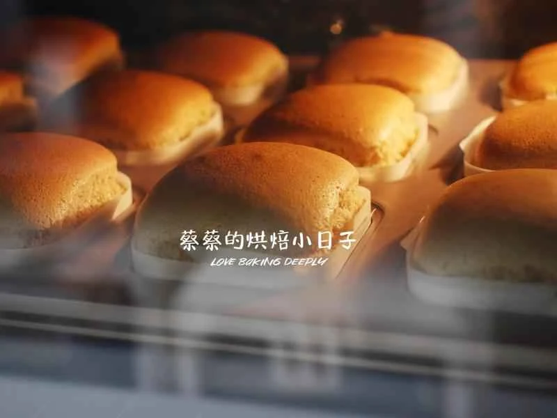 How to make pure milk hand-torn toast: Step 1