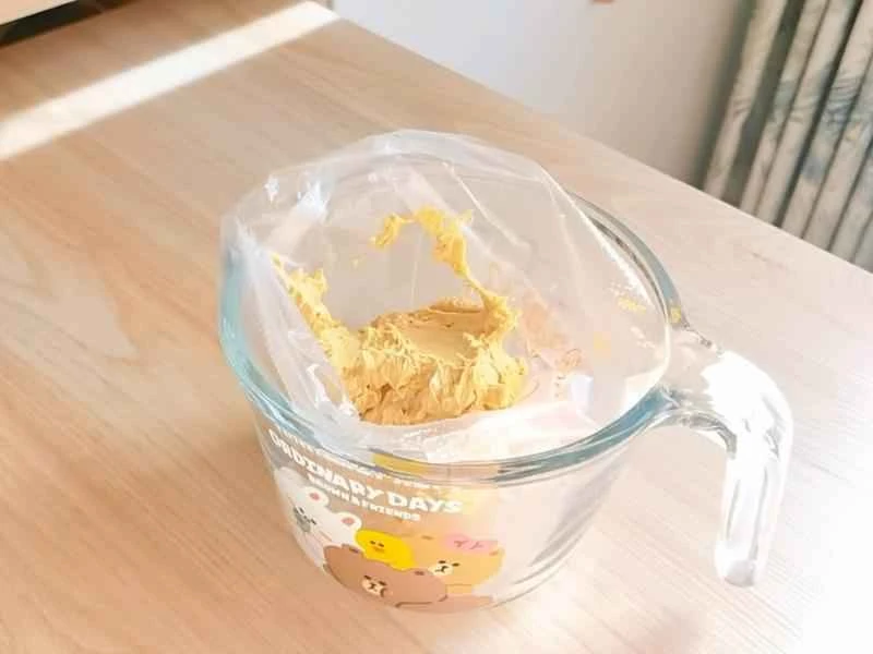 How to make pure milk hand-torn toast: Step 1