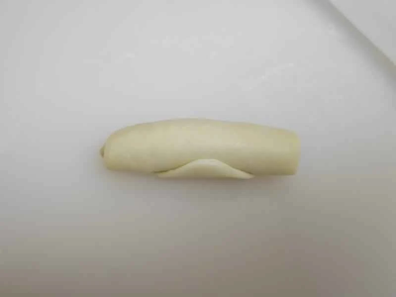 How to make pure milk hand-torn toast: Step 1