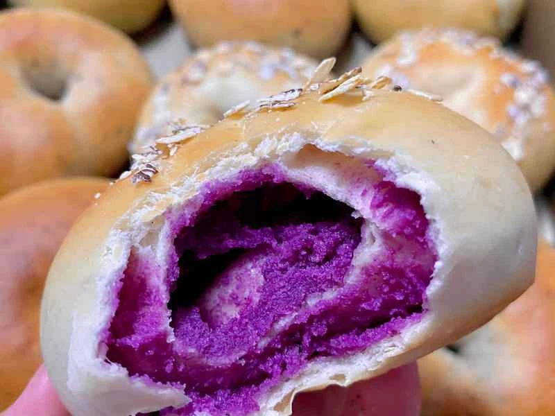 How to make pure milk hand-torn toast: Step 1