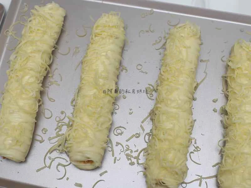 How to make pure milk hand-torn toast: Step 1