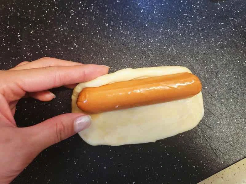 How to make pure milk hand-torn toast: Step 1