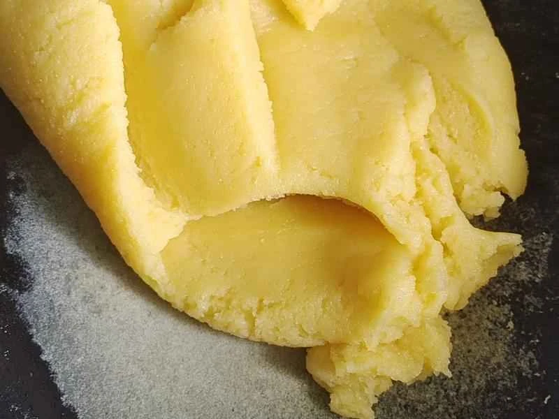 How to make pure milk hand-torn toast: Step 1