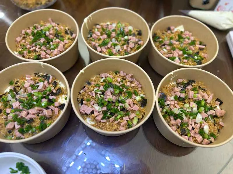 How to make pure milk hand-torn toast: Step 1