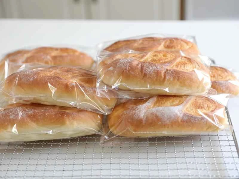 How to make pure milk hand-torn toast: Step 1