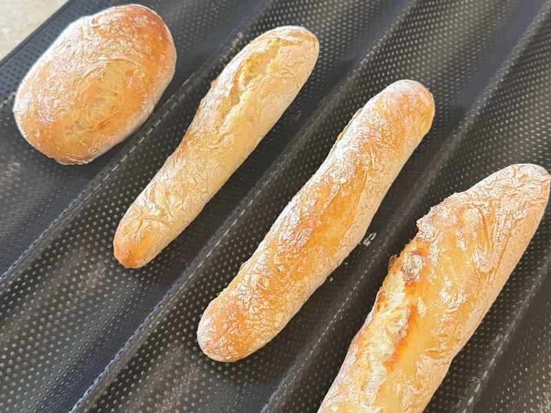 How to make pure milk hand-torn toast: Step 1