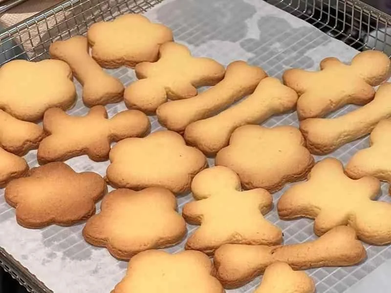 How to make pure milk hand-torn toast: Step 1