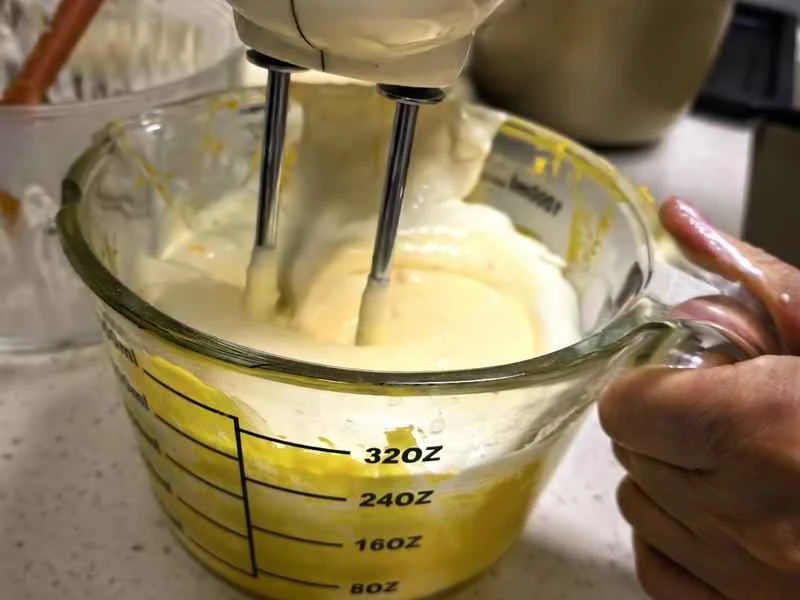 How to make pure milk hand-torn toast: Step 1