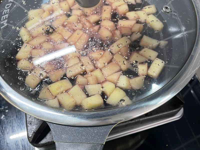 How to make pure milk hand-torn toast: Step 1