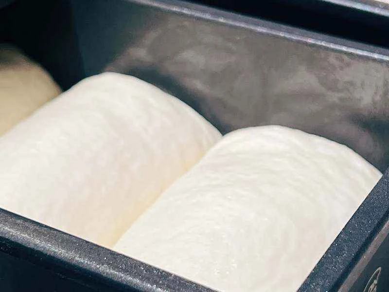 How to make pure milk hand-torn toast: Step 1