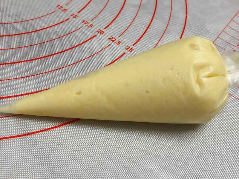 How to make pure milk hand-torn toast: Step 1