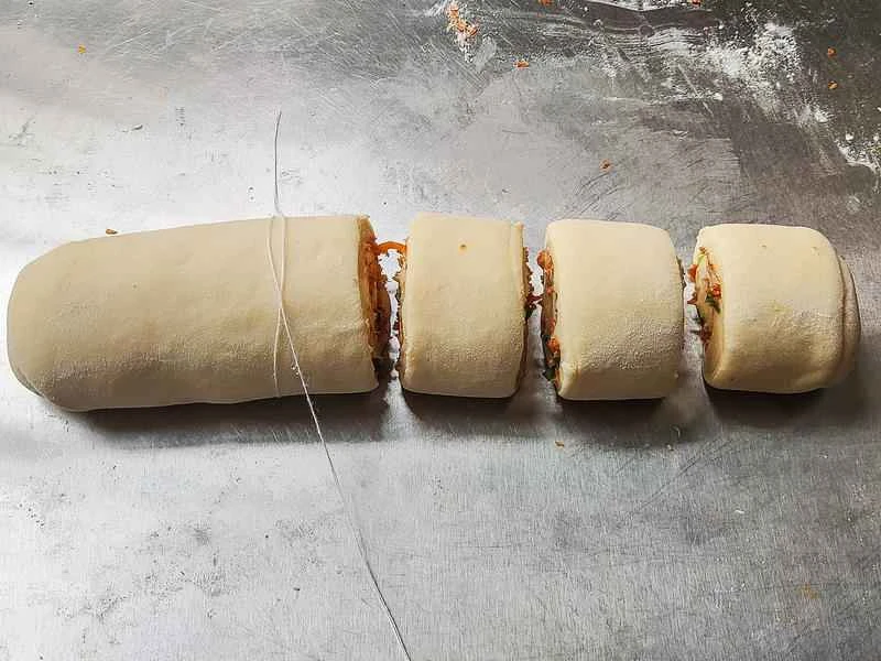 How to make pure milk hand-torn toast: Step 1