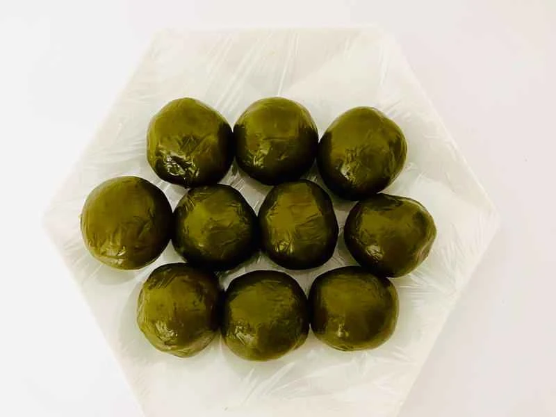 How to make pure milk hand-torn toast: Step 1