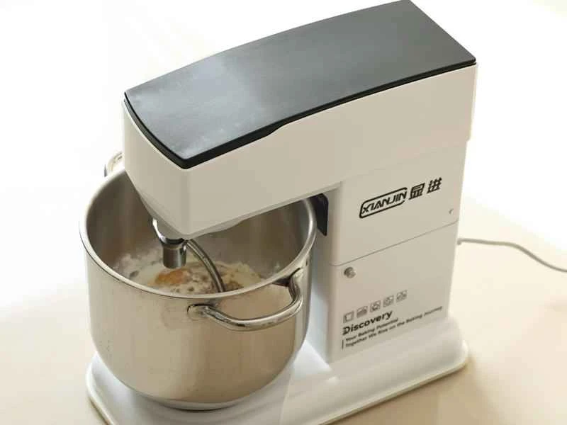 How to make pure milk hand-torn toast: Step 1