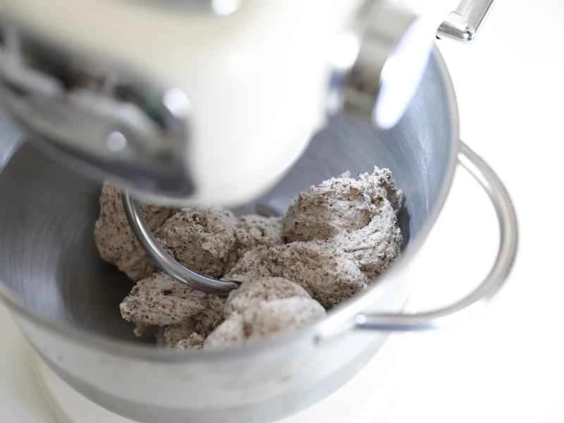 How to make pure milk hand-torn toast: Step 1