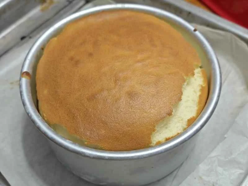 How to make pure milk hand-torn toast: Step 1