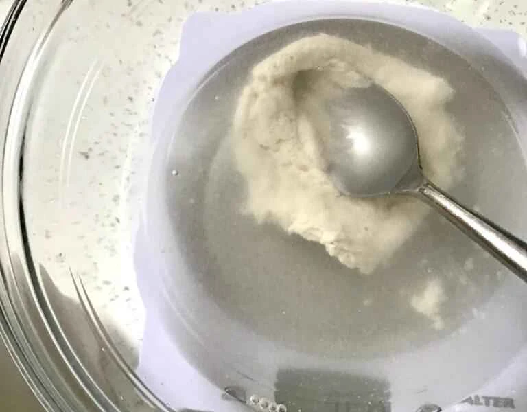 How to make pure milk hand-torn toast: Step 1