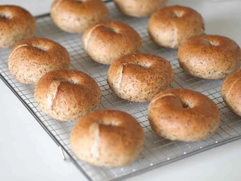 How to make pure milk hand-torn toast: Step 1