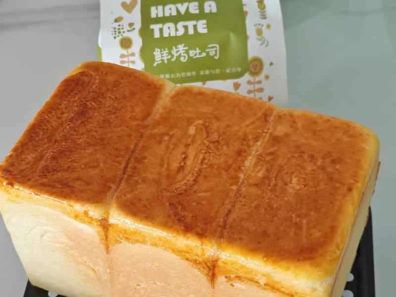 How to make pure milk hand-torn toast: Step 1