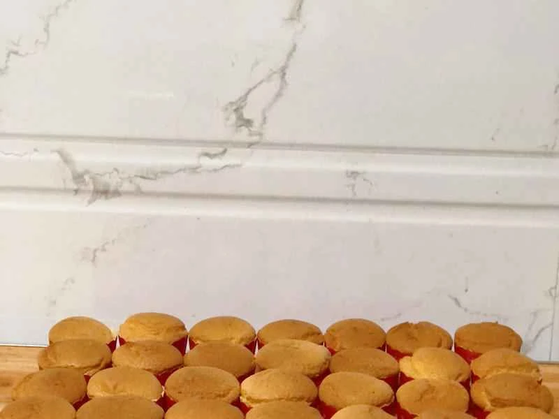 How to make pure milk hand-torn toast: Step 1