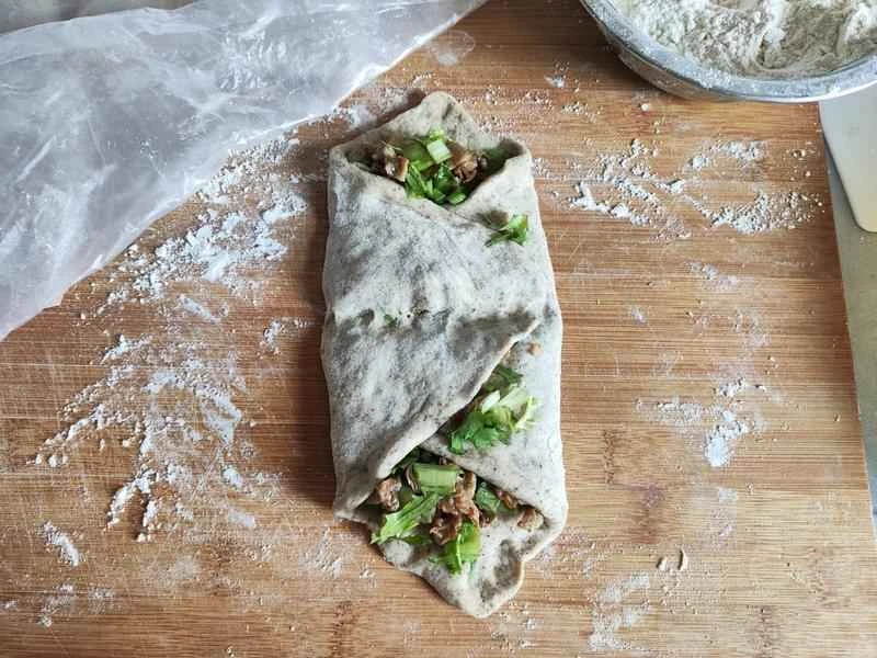 How to make pure milk hand-torn toast: Step 1