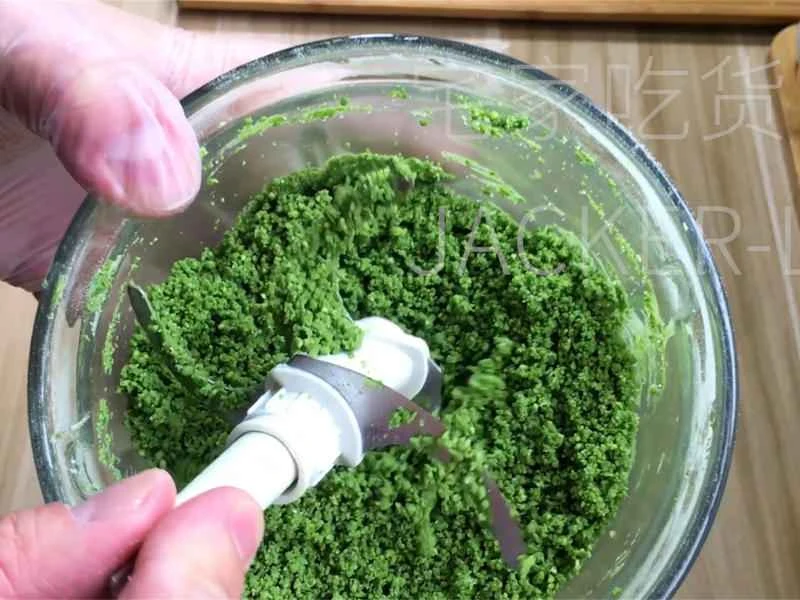 How to make pure milk hand-torn toast: Step 1