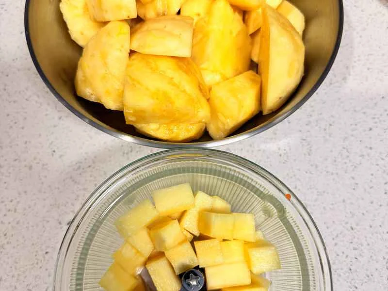 How to make pure milk hand-torn toast: Step 1