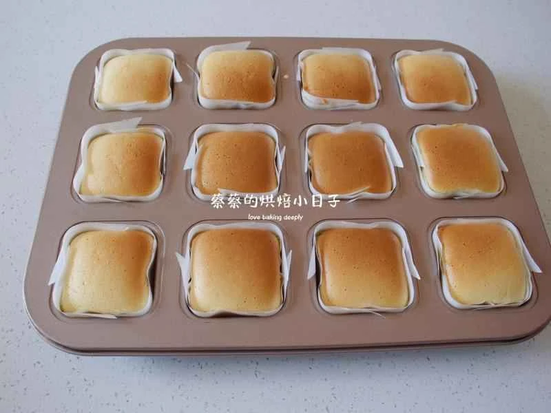How to make pure milk hand-torn toast: Step 1