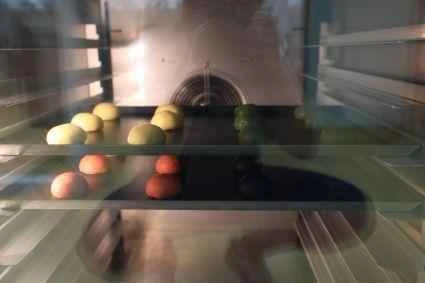 How to make pure milk hand-torn toast: Step 1