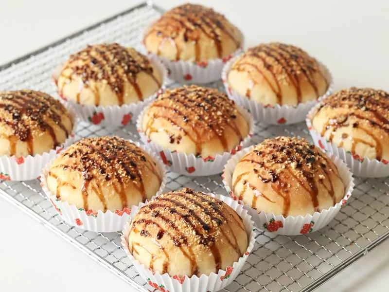 How to make pure milk hand-torn toast: Step 1