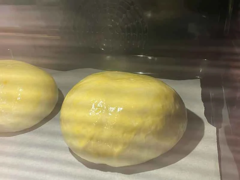 How to make pure milk hand-torn toast: Step 1