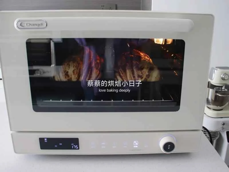 How to make pure milk hand-torn toast: Step 1