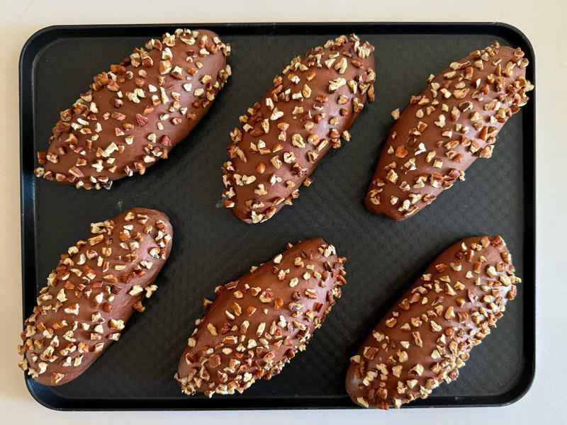 How to make pure milk hand-torn toast: Step 1