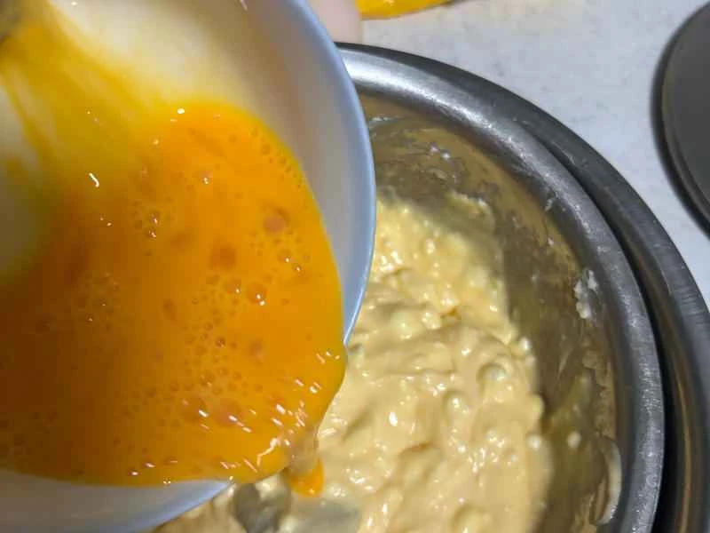 How to make pure milk hand-torn toast: Step 1